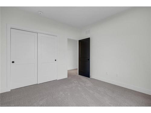 14-24 Grapeview Drive, St. Catharines, ON - Indoor Photo Showing Other Room