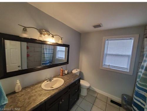 116 Idylewylde Street, Fort Erie, ON - Indoor Photo Showing Bathroom
