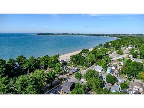 401 Maplewood Avenue, Crystal Beach, ON - Outdoor With Body Of Water With View