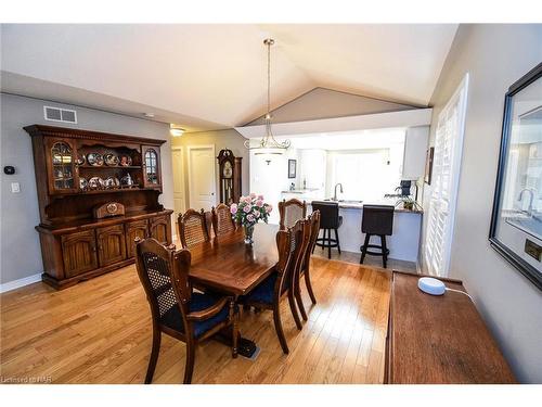 88 Draper'S Street, Welland, ON - Indoor Photo Showing Dining Room