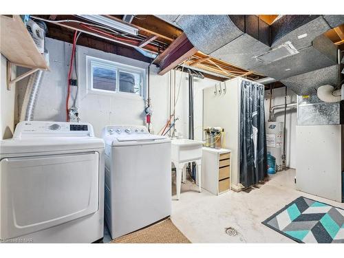 35 Fairington Crescent, St. Catharines, ON - Indoor Photo Showing Laundry Room