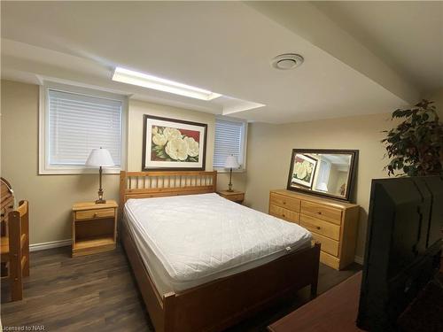 6042 Culp Street - Lower Unit Street, Niagara Falls, ON - Indoor Photo Showing Bedroom