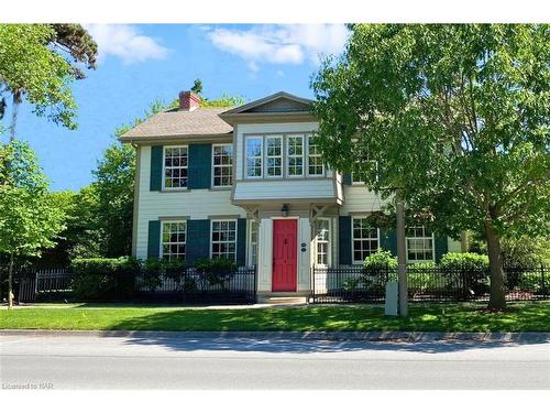 1-175 Queen Street, Niagara-On-The-Lake, ON - Outdoor With Facade