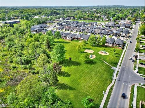 264 Clare Avenue, Welland, ON - Outdoor With View