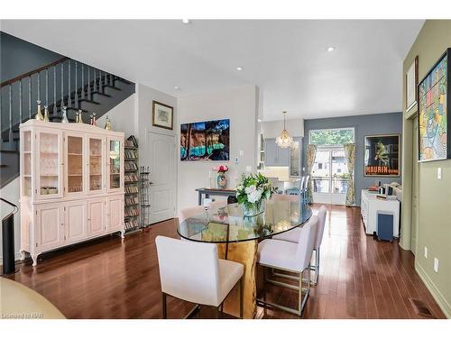 Th 4-481 Victoria Street, Niagara-On-The-Lake, ON - Indoor Photo Showing Dining Room