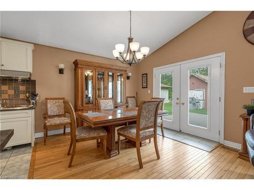394 St George Street, Welland, ON - Indoor Photo Showing Dining Room