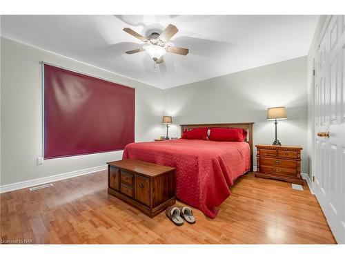 394 St George Street, Welland, ON - Indoor Photo Showing Bedroom