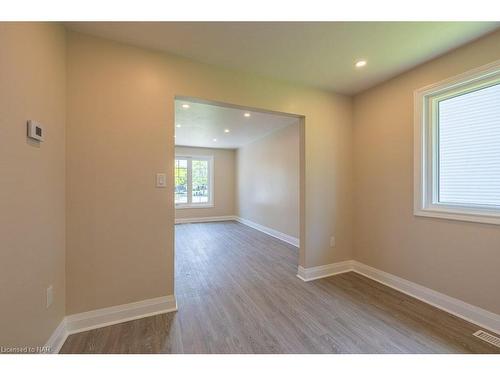 13A Elmwood Avenue, St. Catharines, ON - Indoor Photo Showing Other Room