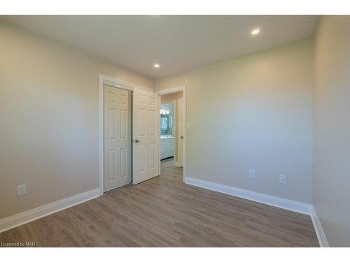 13A Elmwood Avenue, St. Catharines, ON - Indoor Photo Showing Other Room