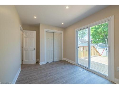 13A Elmwood Avenue, St. Catharines, ON - Indoor Photo Showing Other Room