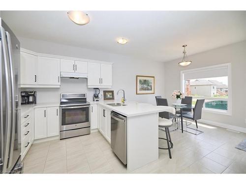 883 Burwell Street, Fort Erie, ON - Indoor Photo Showing Kitchen With Double Sink