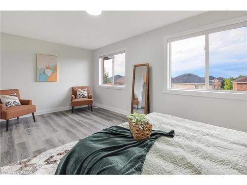 125 Dunlop Court, Brampton, ON - Indoor Photo Showing Bedroom