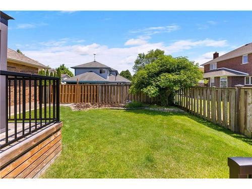 11 Alyson Court, Welland, ON - Outdoor