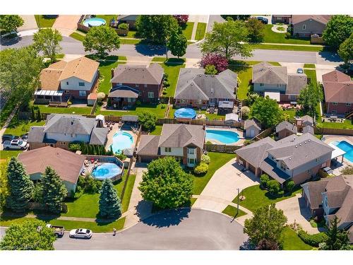 11 Alyson Court, Welland, ON - Outdoor With In Ground Pool With View