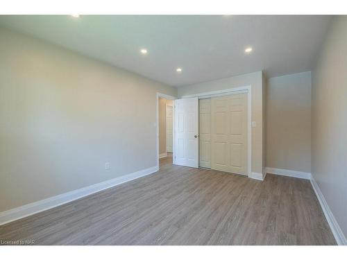 13A Elmwood Avenue, St. Catharines, ON - Indoor Photo Showing Other Room