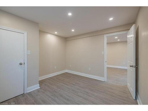 13A Elmwood Avenue, St. Catharines, ON - Indoor Photo Showing Other Room