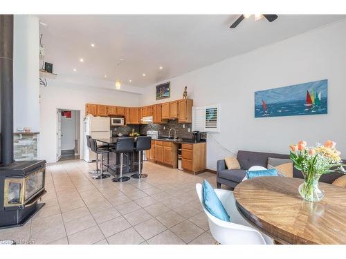 40 Kingsway, Welland, ON - Indoor Photo Showing Dining Room