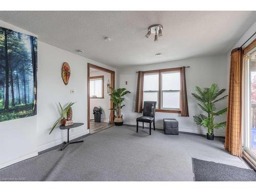 40 Kingsway, Welland, ON - Indoor