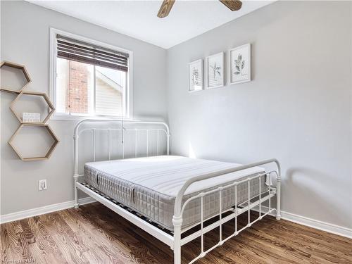 33 The Meadows Street, St. Catharines, ON - Indoor Photo Showing Bedroom