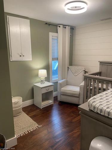 228 Ridgeway Road, Crystal Beach, ON - Indoor Photo Showing Bedroom