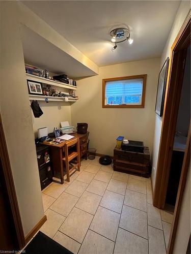 223 Phipps Street, Fort Erie, ON - Indoor Photo Showing Other Room