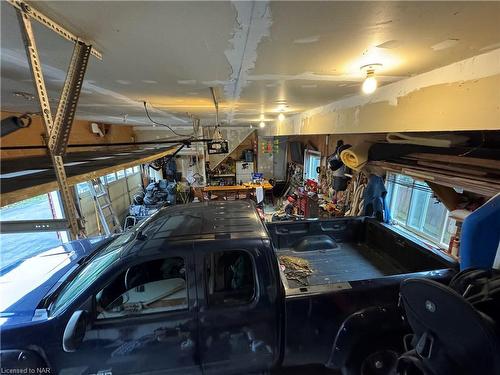 223 Phipps Street, Fort Erie, ON - Indoor Photo Showing Garage