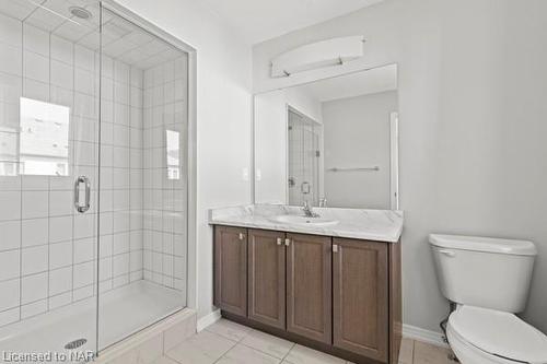7765 Redbud Lane Lane, Niagara Falls, ON - Indoor Photo Showing Bathroom