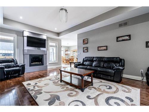 356 Creekside Drive, Welland, ON - Indoor Photo Showing Living Room With Fireplace