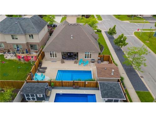 356 Creekside Drive, Welland, ON - Outdoor With In Ground Pool With View