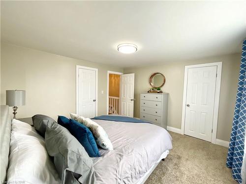 659 Elm Street, Port Colborne, ON - Indoor Photo Showing Bedroom