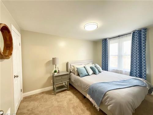 659 Elm Street, Port Colborne, ON - Indoor Photo Showing Bedroom