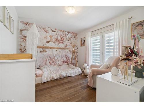 106 Spruce Crescent, Welland, ON - Indoor Photo Showing Bedroom