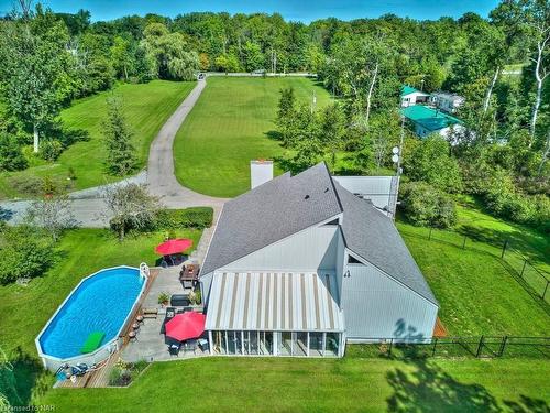 846 Highway 20 Highway W, Pelham, ON - Outdoor With Above Ground Pool