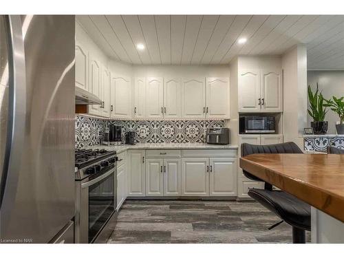 436 Ash Street, Port Colborne, ON - Indoor Photo Showing Kitchen