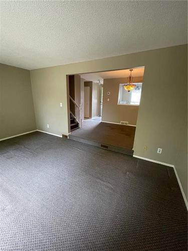 51-242 Lakeport Road, St. Catharines, ON - Indoor Photo Showing Other Room