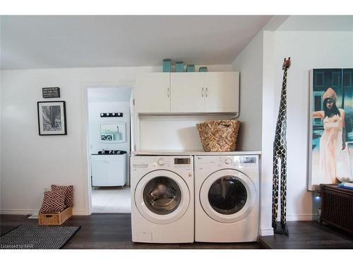 3828 Roxborough Avenue, Fort Erie, ON - Indoor Photo Showing Laundry Room