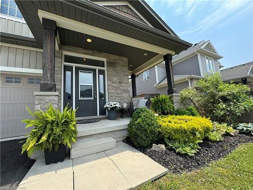 8 Moes Crescent, St. Catharines, ON - Outdoor