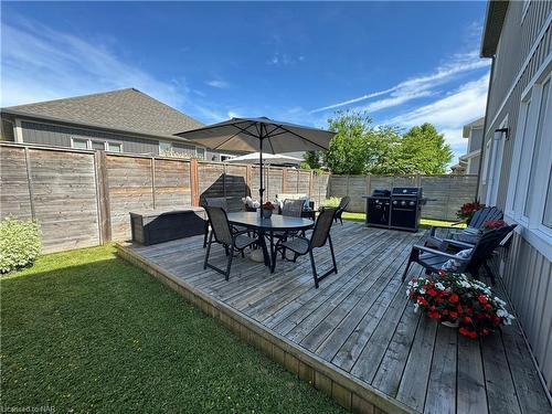 8 Moes Crescent, St. Catharines, ON - Outdoor With Deck Patio Veranda With Exterior