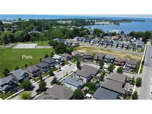 8 Moes Crescent, St. Catharines, ON - Outdoor With Body Of Water With View