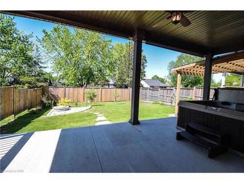 3990 Village Creek Drive, Stevensville, ON - Outdoor With Deck Patio Veranda With Backyard