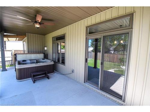 3990 Village Creek Drive, Stevensville, ON - Outdoor With Deck Patio Veranda With Exterior