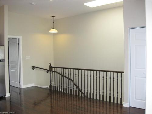 205-6045 Dunn Street, Niagara Falls, ON - Indoor Photo Showing Other Room