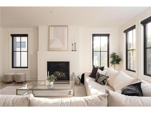 6 Fedorkow Lane, St. Davids, ON - Indoor Photo Showing Living Room With Fireplace