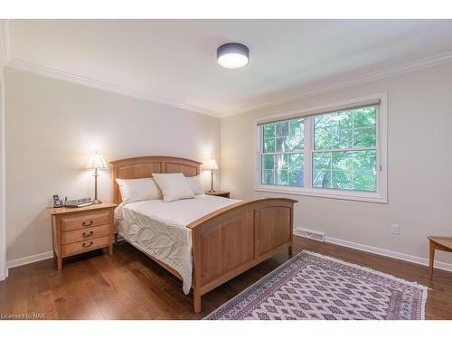 276 Mississagua Street, Niagara-On-The-Lake, ON - Indoor Photo Showing Bedroom