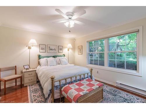 276 Mississagua Street, Niagara-On-The-Lake, ON - Indoor Photo Showing Bedroom