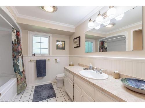 276 Mississagua Street, Niagara-On-The-Lake, ON - Indoor Photo Showing Bathroom