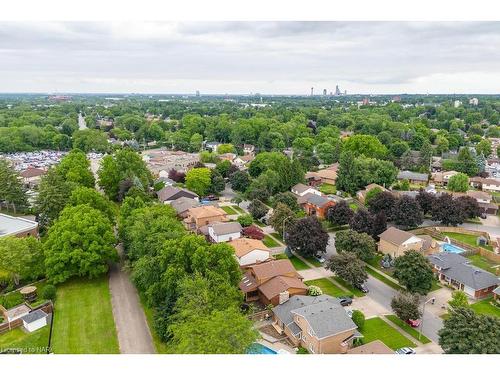 6363 Jupiter Boulevard, Niagara Falls, ON - Outdoor With View