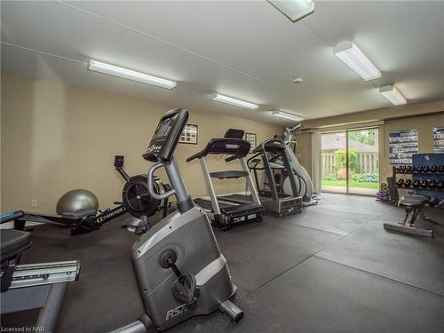 101-276 Oakdale Avenue, St. Catharines, ON - Indoor Photo Showing Gym Room