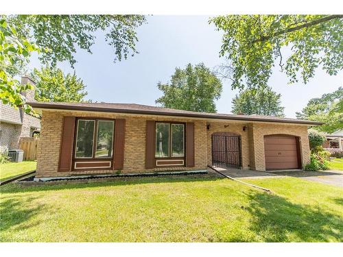 9 Windermere Court, Welland, ON - Outdoor