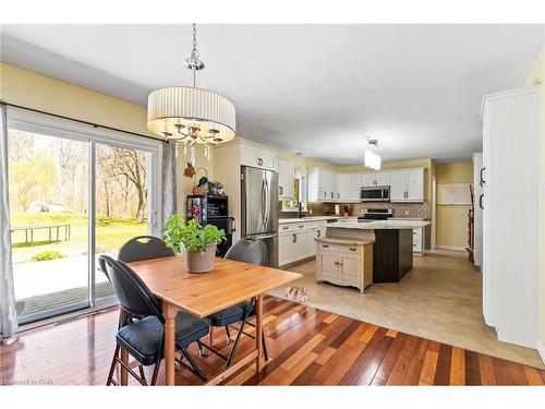 462 Lyons Creek Road, Welland, ON - Indoor Photo Showing Dining Room